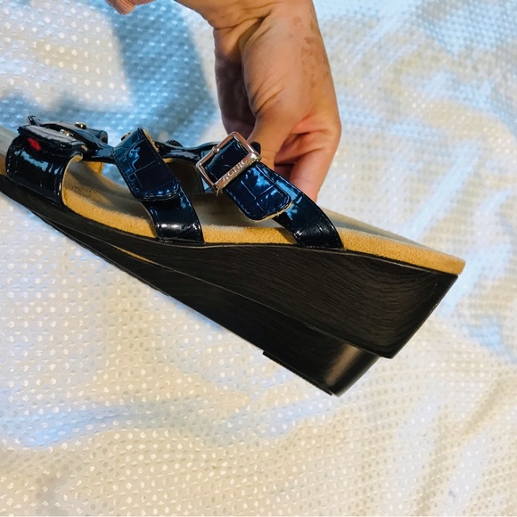 Vionic sandals - Picture 5 of 7